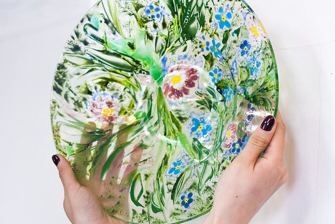 Make your Own Fruitbowl: Glass Workshop - Painting glass at Glass Point in Riga
