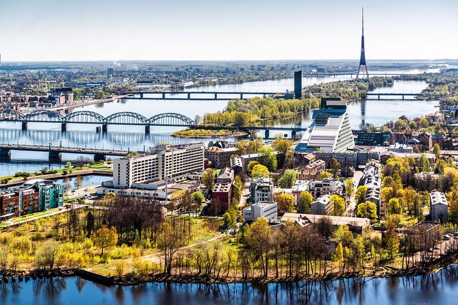Neigbourhoods of Riga: Honest tour through most beautiful and most unusual areas - Lucavsala: small gardens in the middle of the city