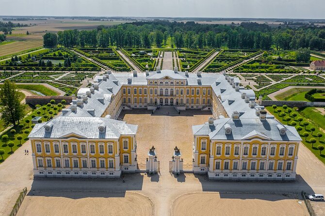 Private Full-Day Trip to Hill of Crosses, Rundale Palace & Bauska - Lunch adds local flavor, but costs extra