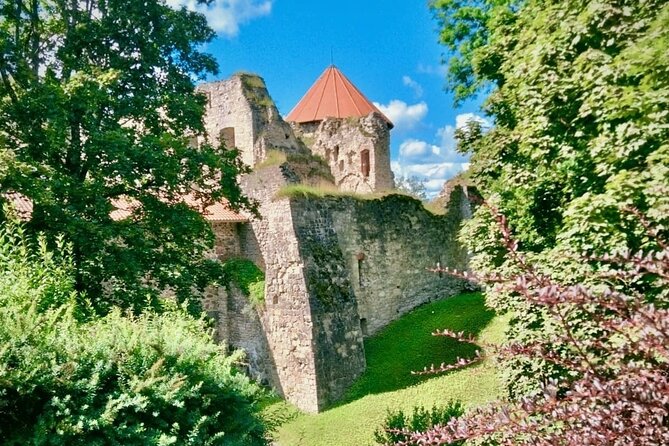 Private Full-Day Trip to Turaida, Sigulda, and Cesis - Sigulda Castle and Gauja scenery