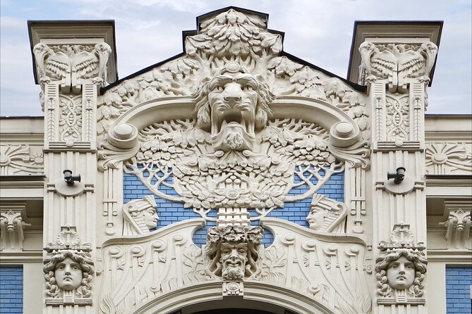 Private Riga Art Nouveau Tour - The Ministry of Economics and practical building details