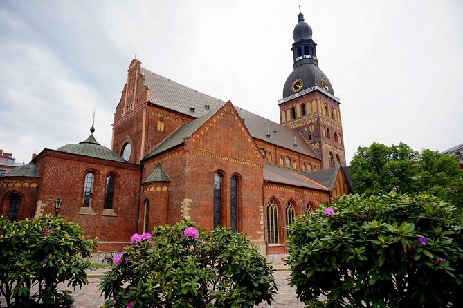 Private Riga Old Town Walking Tour - Starting at the Latvian National Opera