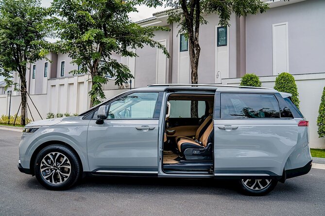Private Transfer from Riga International Airport RIX to Riga City - Booking changes and cancellation timing
