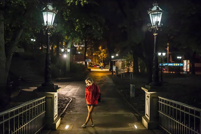 Riga at Night Photoshoot Tour - From the Freedom Monument to Bastejkalna Park