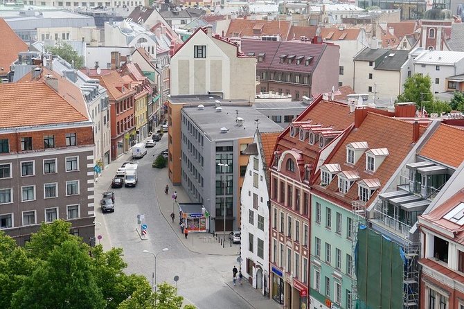 Riga-Latvia by Yourself with English Chauffeur - Luxury Van - Who gets the best value