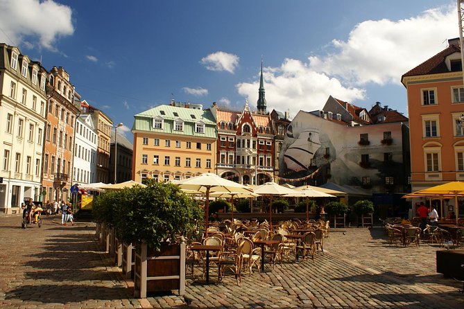 Riga Old Town Walking Tour in a Small Group - Why this 90-minute walk works well in Riga