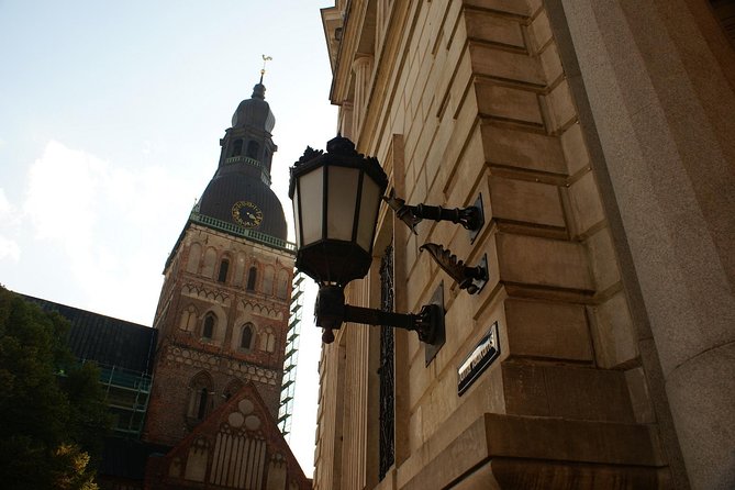Riga Old Town Walking Tour in a Small Group - Starting at Rātslaukums 7