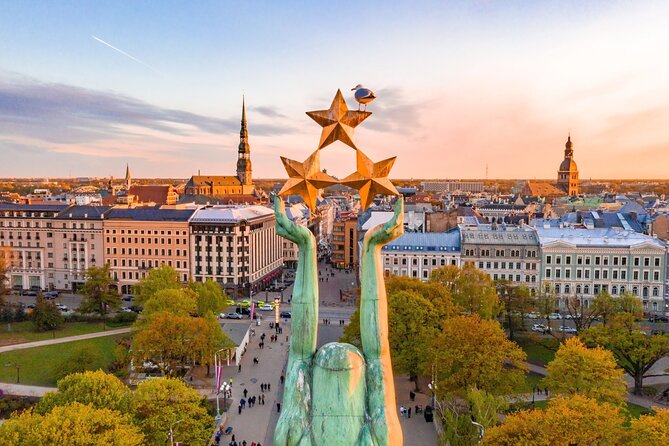 Riga walking guided Sightseeing tour - Price, group size, and what you really receive