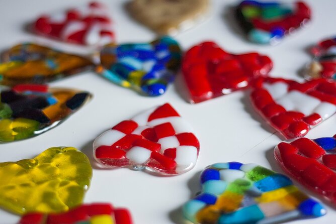 Seasonal Glass Decor Workshop - Key points about this Riga glass workshop