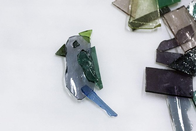 Seasonal Glass Decor Workshop - Anna, patient instruction, and the value of help
