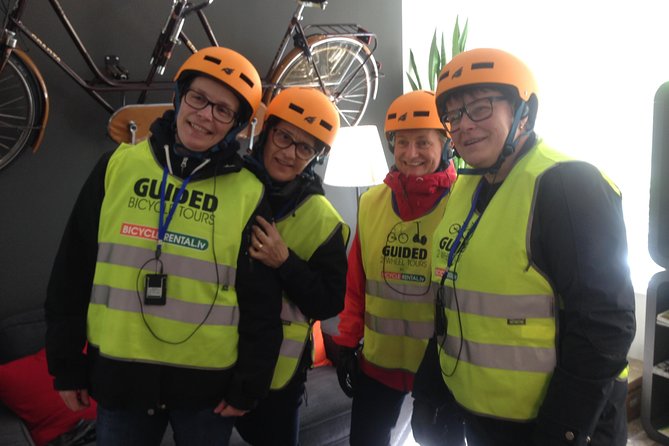 The best of Riga segway tour - Freedom Monument and the Latvian National Opera