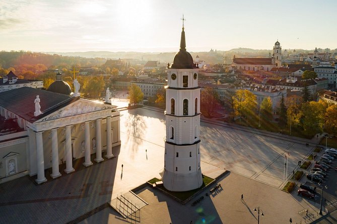 Vilnius Day Trip or Airport Transfer - Leaving Riga with a private pickup